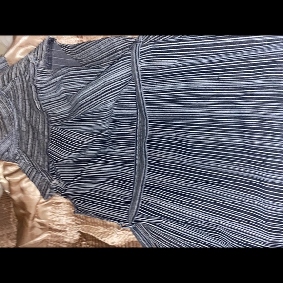 Kroix size 1X and Still in good condition and good material - Picture 2 of 9